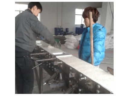 聚氨酯发泡模具和脱模剂